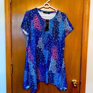 NWT Asymmetrical Top Medium